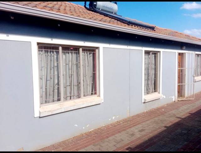 3 BEDROOM HOUSE FOR SALE IN ALBERTSDAL